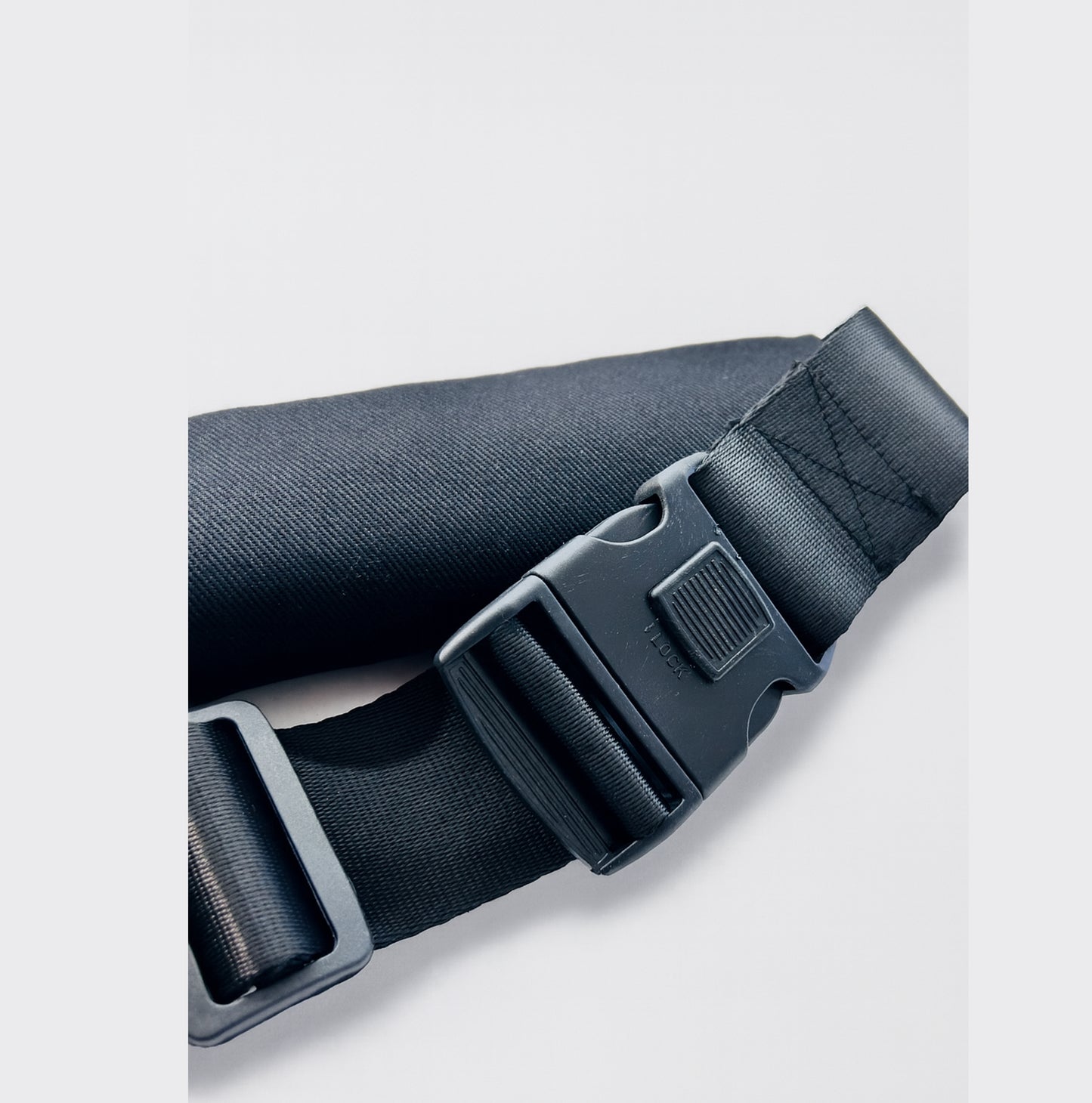 Siyah Renkli Taşıyıcı 9-48 Ay - 20KG Taşıma Kapasitesi